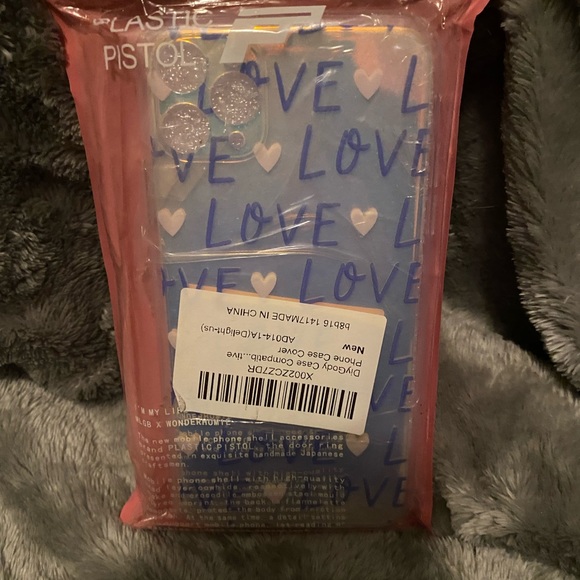 Iphone 13 phone case - Picture 2 of 2